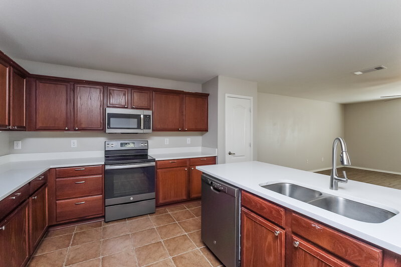 2,630/Mo, 329 Chalkstone Dr Fort Worth, TX 76131 Kitchen View