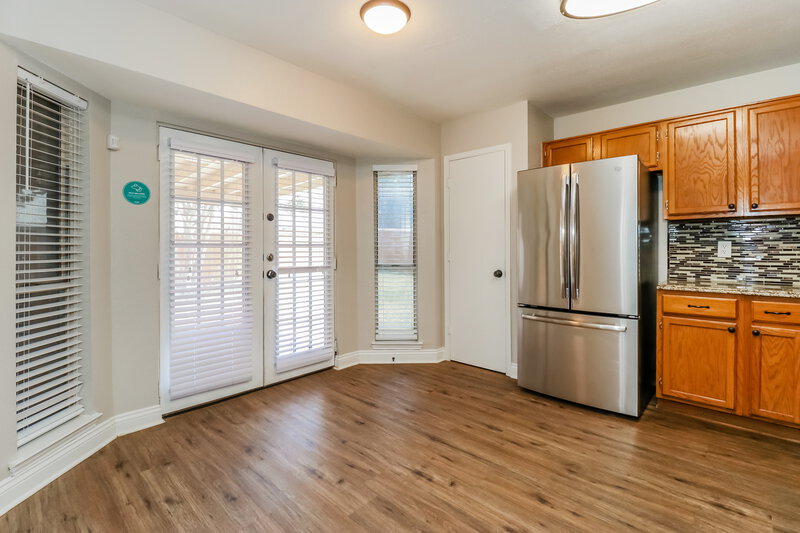 2,685/Mo, 4902 Garden Grove Rd Grand Prairie, TX 75052 Breakfast Nook View