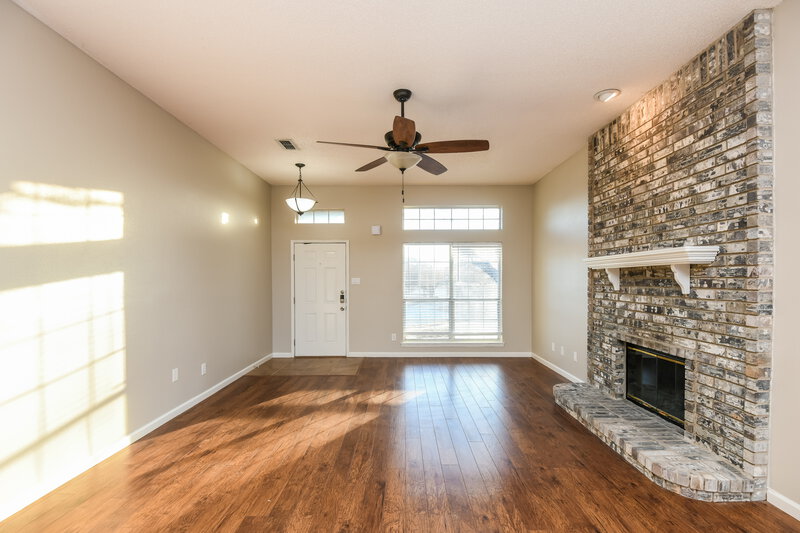 2,385/Mo, 2912 Genessee Ct Fort Worth, TX 76118 Living Room View