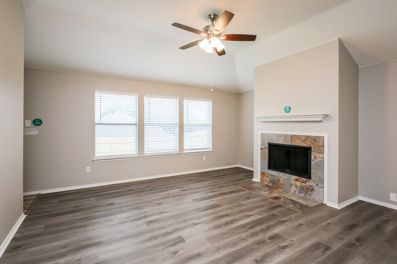 2,415/Mo, 5436 Trout Creek Ct Watauga, TX 76137 Living Room View 2