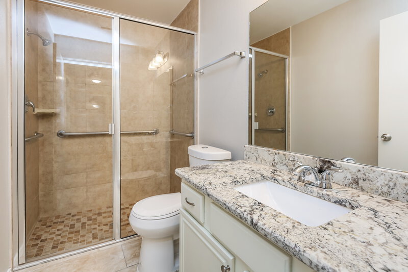 2,415/Mo, 5436 Trout Creek Ct Watauga, TX 76137 Bathroom View