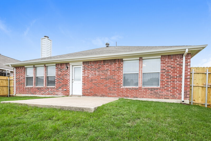 2,415/Mo, 5436 Trout Creek Ct Watauga, TX 76137 Rear View