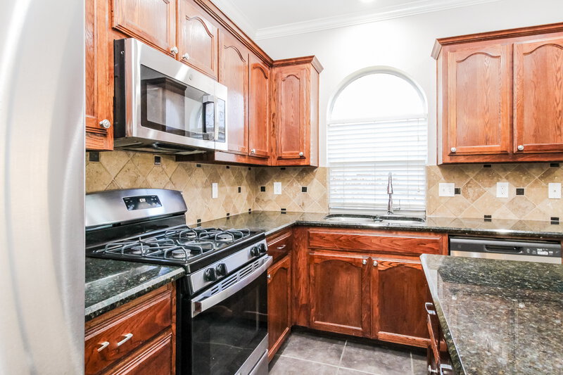 2,140/Mo, 6220 Claire Dr Fort Worth, TX 76131 Kitchen View