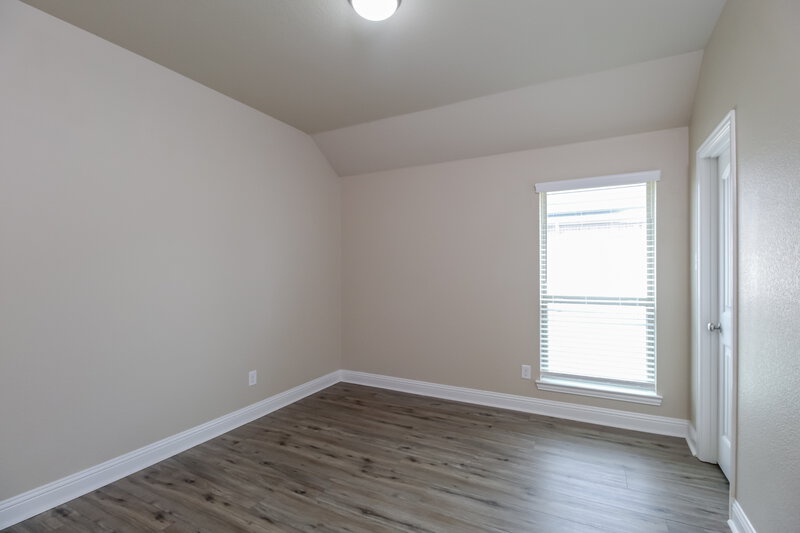 2,640/Mo, 407 Valley Ridge Dr Red Oak, TX 75154 Bedroom View 2