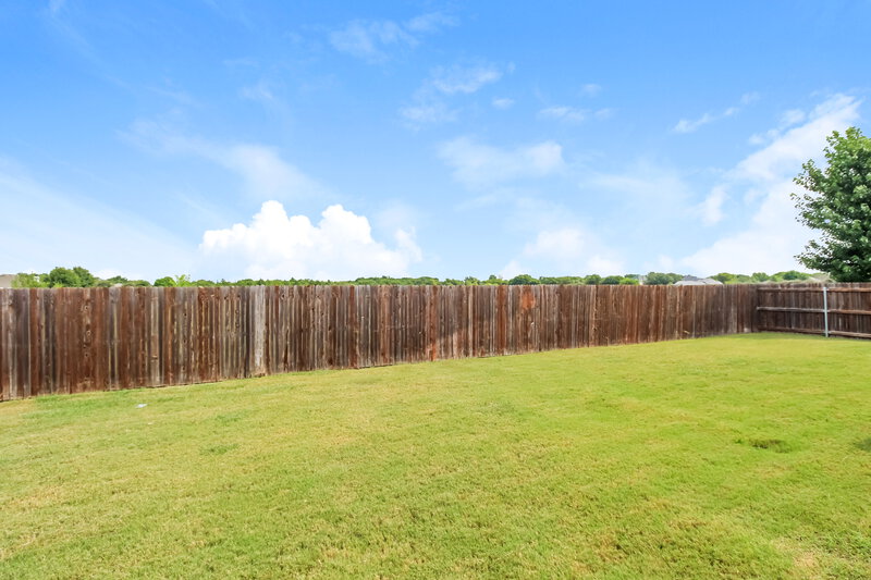 2,640/Mo, 407 Valley Ridge Dr Red Oak, TX 75154 Rear Entrance View