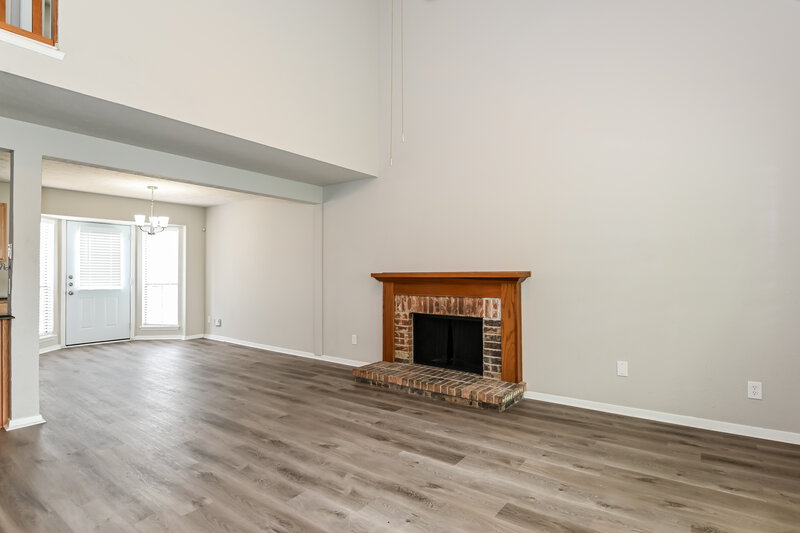 2,285/Mo, 9201 Grant Dr Rowlett, TX 75088 Living Room View 3