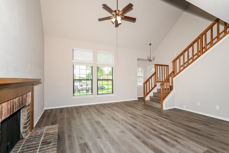 2,285/Mo, 9201 Grant Dr Rowlett, TX 75088 Living Room View 4