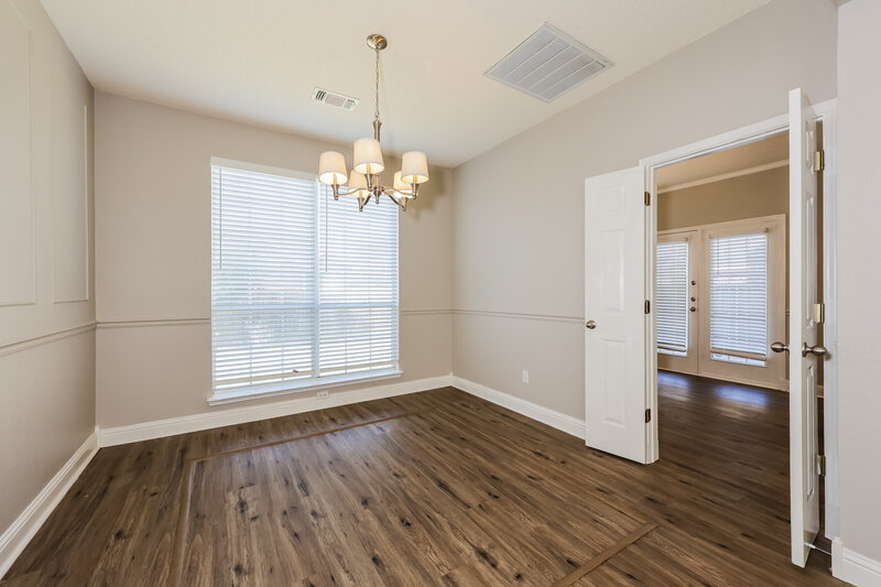 2,600/Mo, 7962 Crystal Creek Cir Fort Worth, TX 76137 Dining Room View