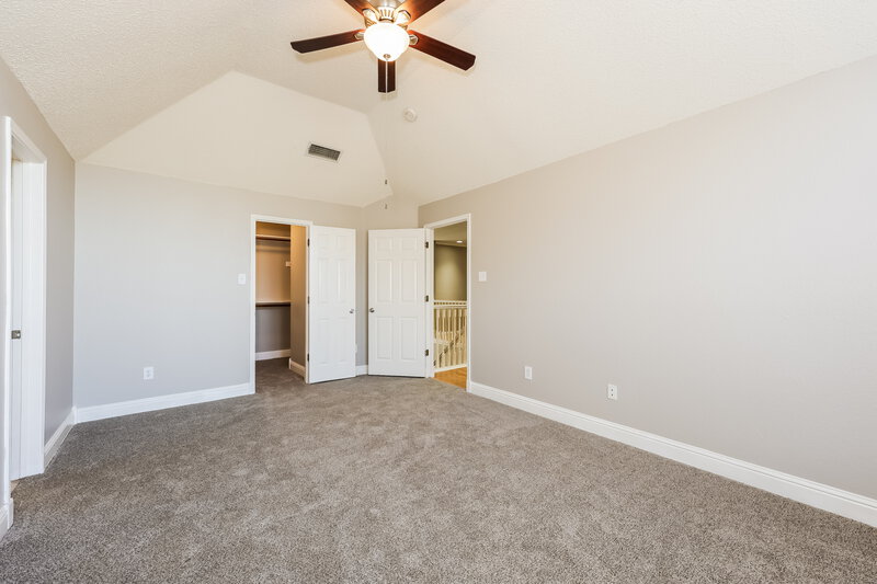 2,600/Mo, 7962 Crystal Creek Cir Fort Worth, TX 76137 Main Bedroom View