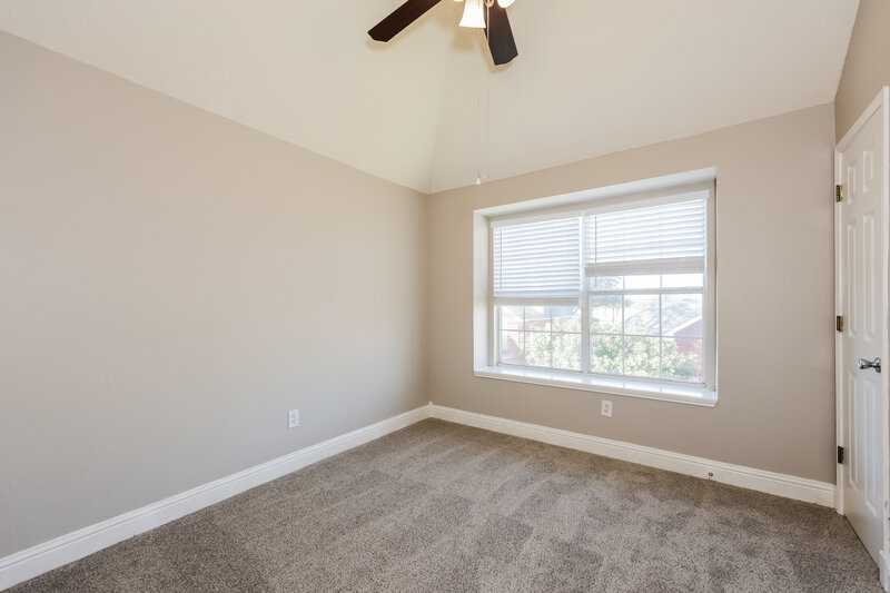 2,600/Mo, 7962 Crystal Creek Cir Fort Worth, TX 76137 Bedroom View 3