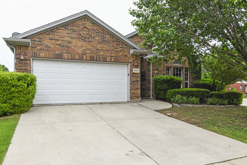 2,515/Mo, 2600 Evening Shade Dr Fort Worth, TX 76131 Front Entrance View