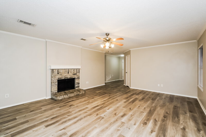1,975/Mo, 5301 Royal Burgess Dr Fort Worth, TX 76135 Living Room View 2