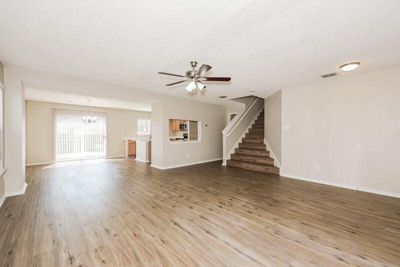 1,995/Mo, 10129 Chapel Glen Ter Fort Worth, TX 76116 Living Room View