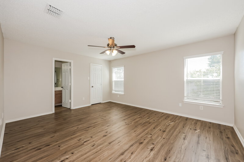 1,995/Mo, 10129 Chapel Glen Ter Fort Worth, TX 76116 Main Bedroom View