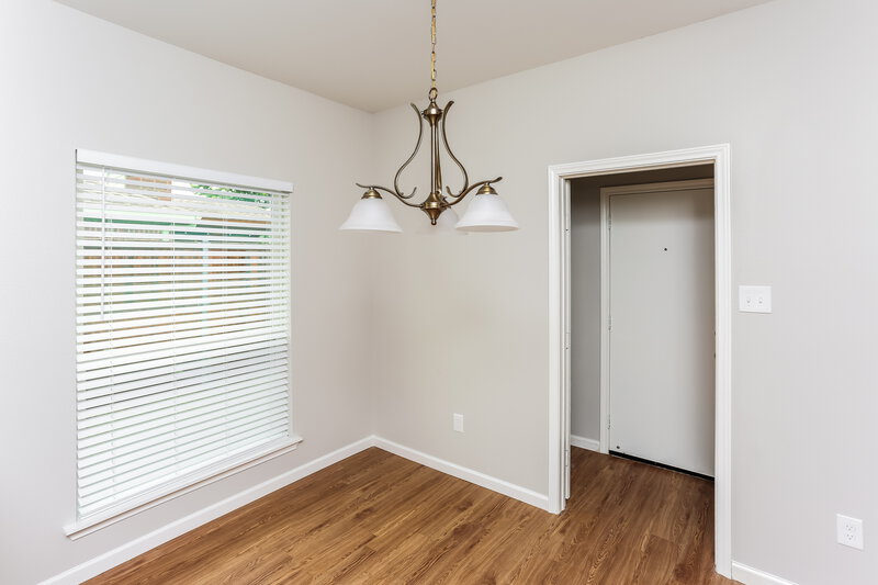 2,595/Mo, 2708 Austin Dr Mesquite, TX 75181 Breakfast Nook View