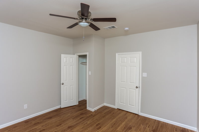 2,595/Mo, 2708 Austin Dr Mesquite, TX 75181 Bedroom View 4