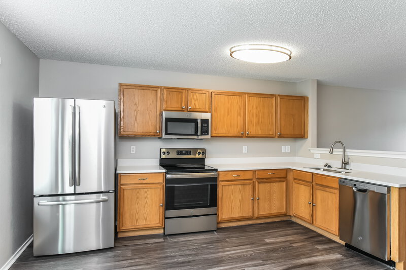 2,190/Mo, 1820 Vineridge Ln Burleson, TX 76028 Kitchen View 2