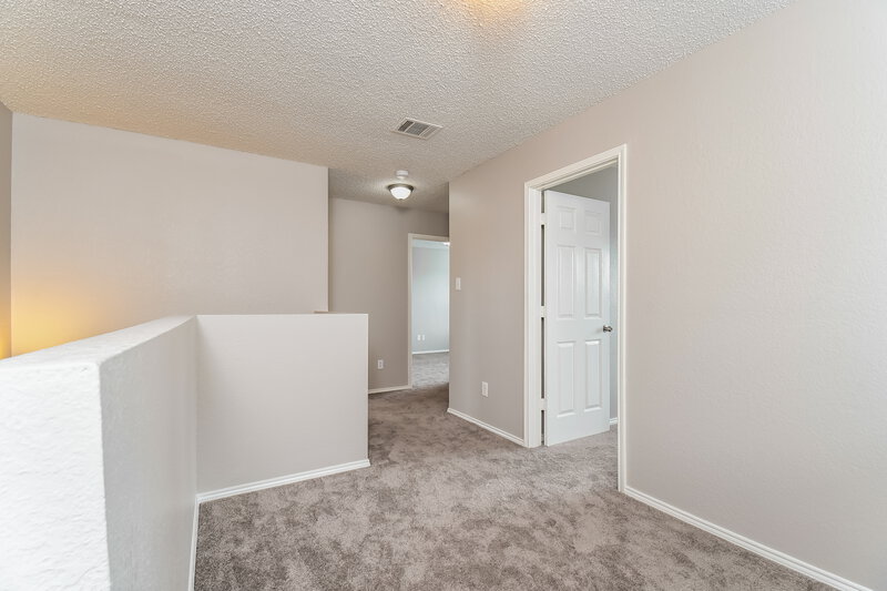 2,190/Mo, 1820 Vineridge Ln Burleson, TX 76028 Loft View