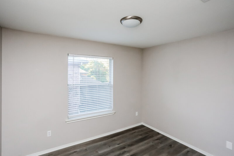 2,275/Mo, 8401 Timberbrook Ln Dallas, TX 75249 Bedroom View 2