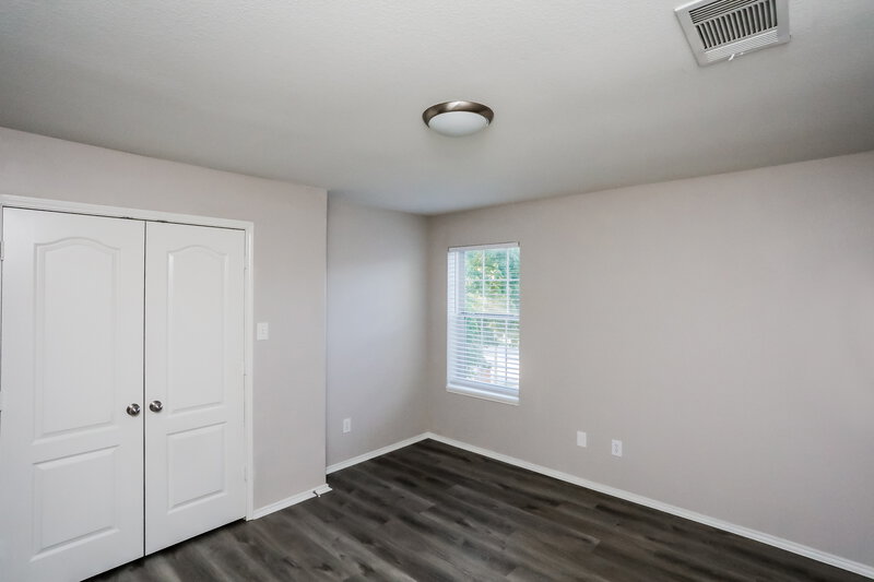 2,275/Mo, 8401 Timberbrook Ln Dallas, TX 75249 Bedroom View 4