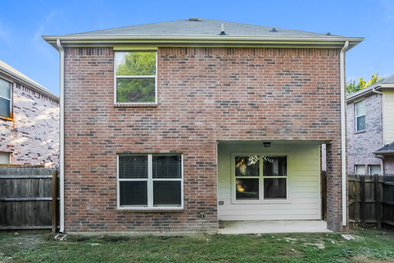 2,275/Mo, 8401 Timberbrook Ln Dallas, TX 75249 Rear View