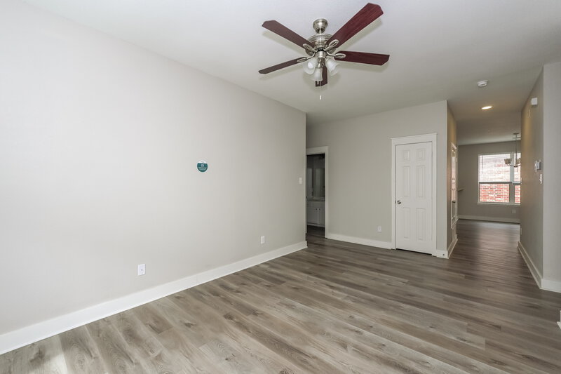 2,180/Mo, 13228 Elmhurst Dr Fort Worth, TX 76244 Main Bedroom View