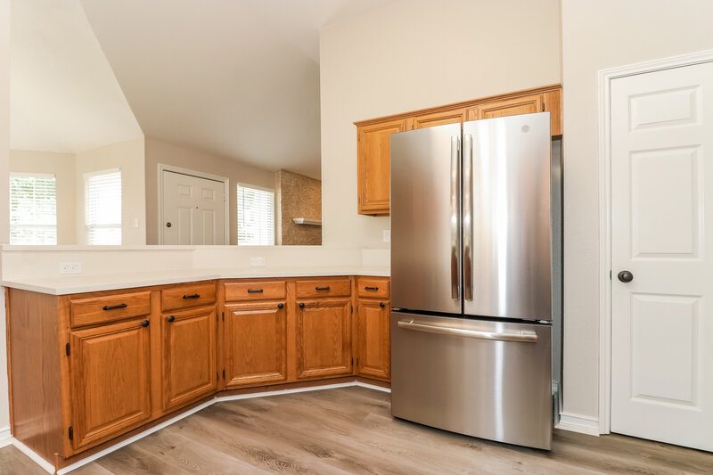 2,505/Mo, 2708 Sagehill Dr Fort Worth, TX 76123 Kitchen View 2