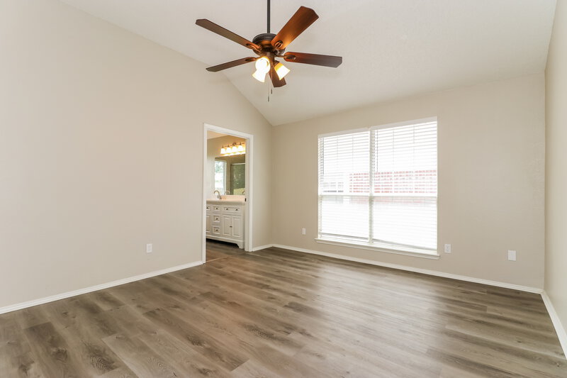 2,505/Mo, 2708 Sagehill Dr Fort Worth, TX 76123 Main Bedroom View
