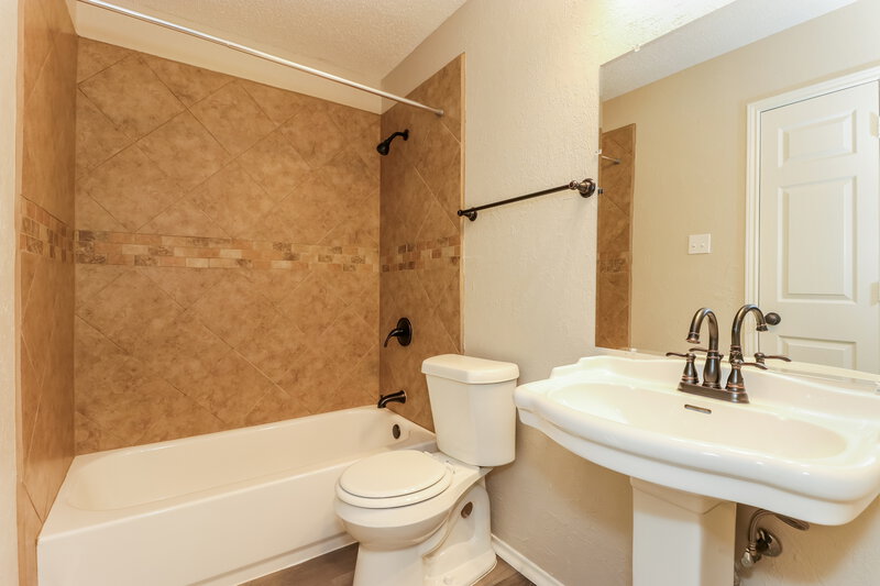 2,505/Mo, 2708 Sagehill Dr Fort Worth, TX 76123 Bathroom View