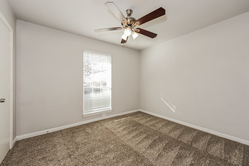 1,820/Mo, 5719 Myers Rd Arlington, TX 76017 Bedroom View 2