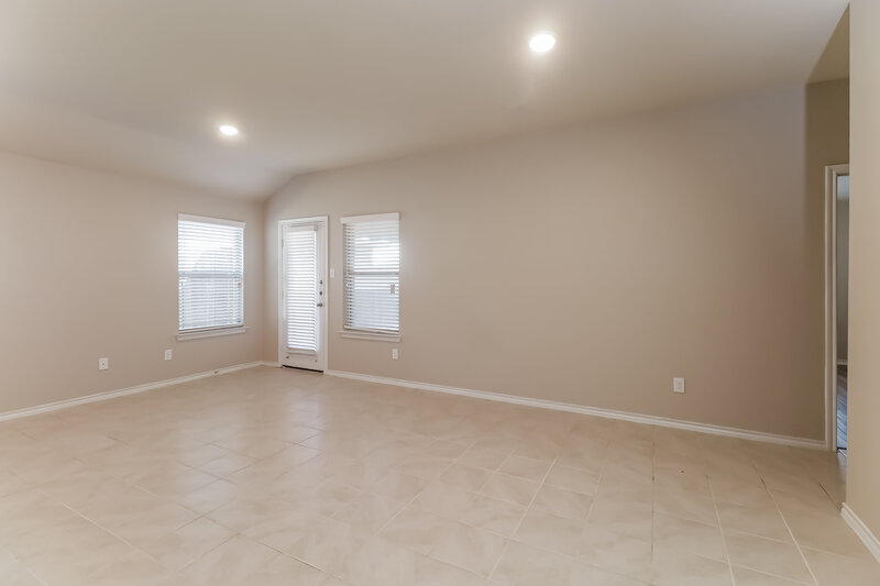 2,440/Mo, 933 Decker Dr Fate, TX 75189 Living Room View