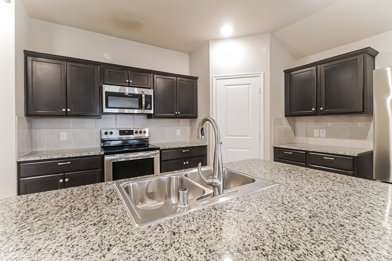 2,440/Mo, 933 Decker Dr Fate, TX 75189 Kitchen View 2