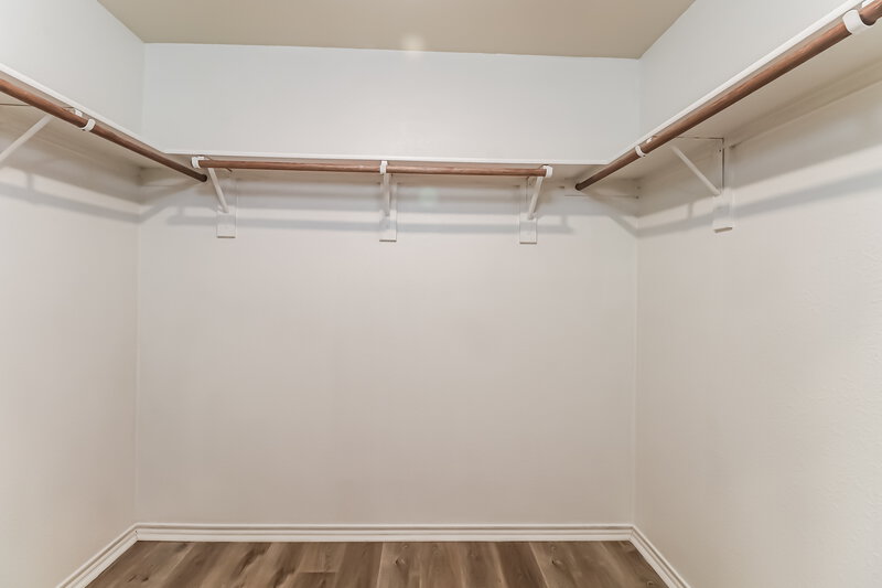 2,440/Mo, 933 Decker Dr Fate, TX 75189 Walk In Closet View