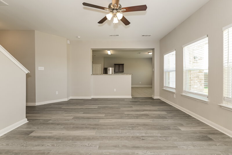 3,140/Mo, 1221 Juniper Dr Princeton, TX 75407 Living Room View