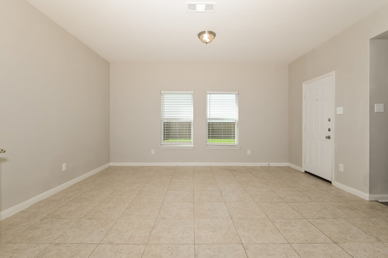 3,140/Mo, 1221 Juniper Dr Princeton, TX 75407 Dining Room View