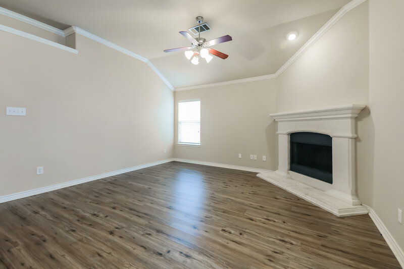 1,980/Mo, 12817 Purdue Dr Balch Springs, TX 75180 Living Room View 2