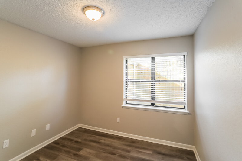 2,530/Mo, 2522 Clayton Oaks Dr Grand Prairie, TX 75052 Bedroom View 3