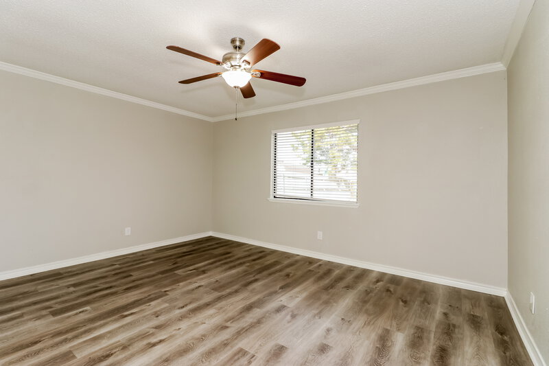 2,350/Mo, 1310 Clark Trail Grand Prairie, TX 75052 Main Bedroom View