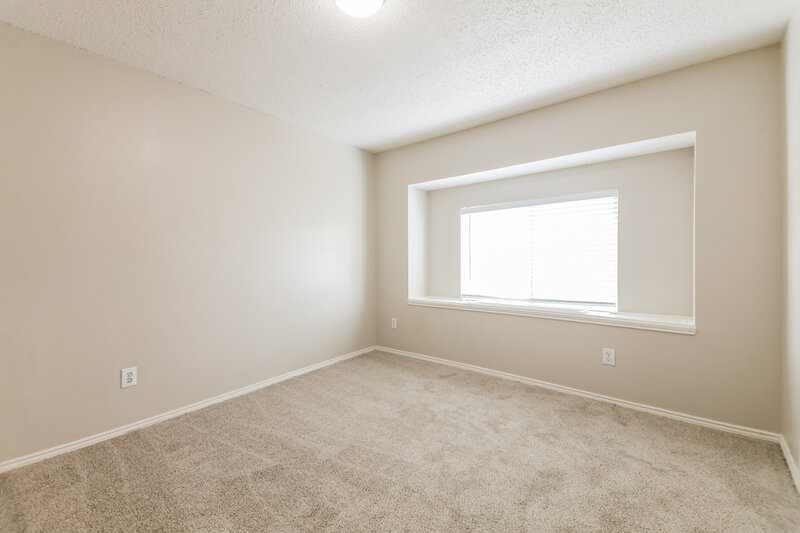 0/Mo, 5717 San Marino Dr Rowlett, TX 75089 Bedroom View