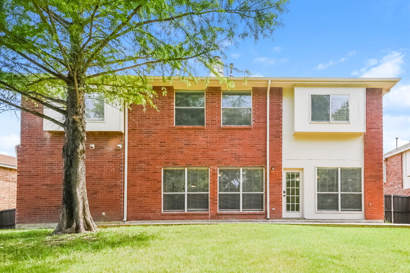 4,040/Mo, 5717 San Marino Dr Rowlett, TX 75089 Rear View