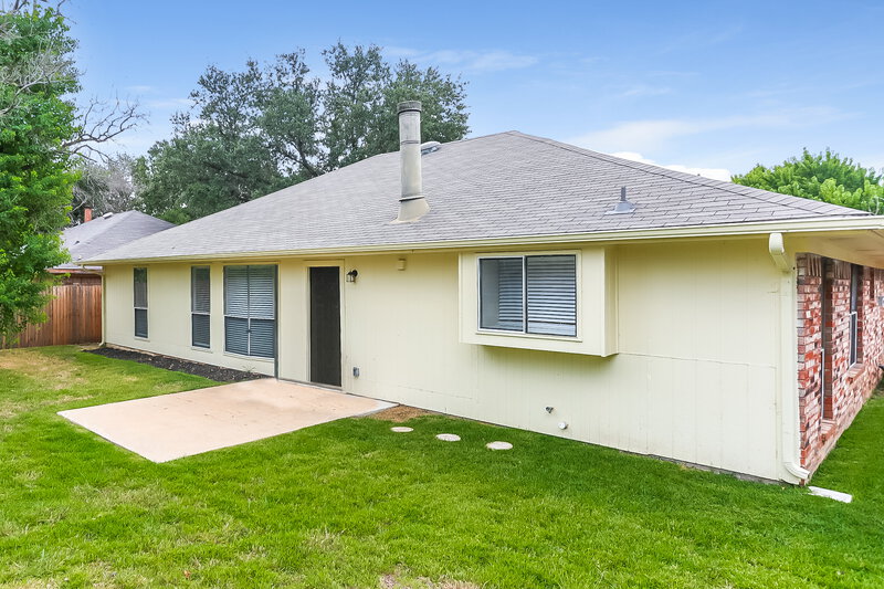 1,700/Mo, 3012 Creekwood Ln Fort Worth, TX 76123 Rear View