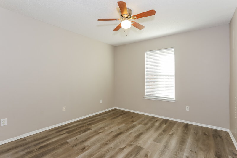 1,900/Mo, 8104 Gardengate Ct Fort Worth, TX 76137 Bedroom View 2