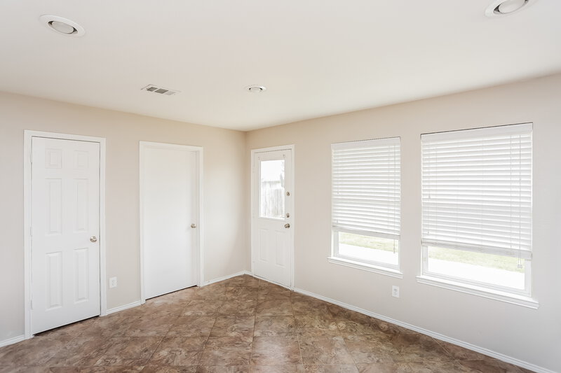 2,315/Mo, 12704 Foxpaw Trail Fort Worth, TX 76244 Dining Room View