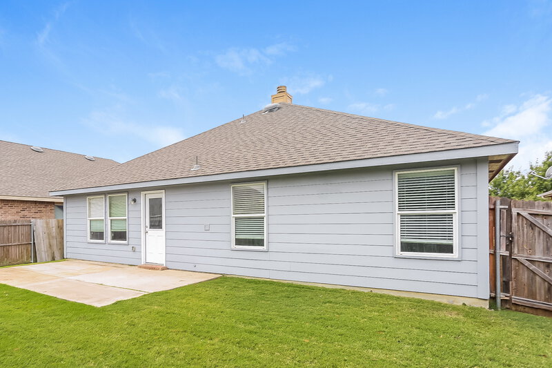 2,315/Mo, 12704 Foxpaw Trail Fort Worth, TX 76244 Rear View