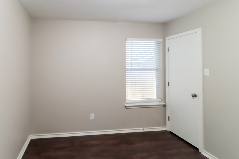 2,165/Mo, 3011 San Martin Dr Arlington, TX 76010 Bedroom View