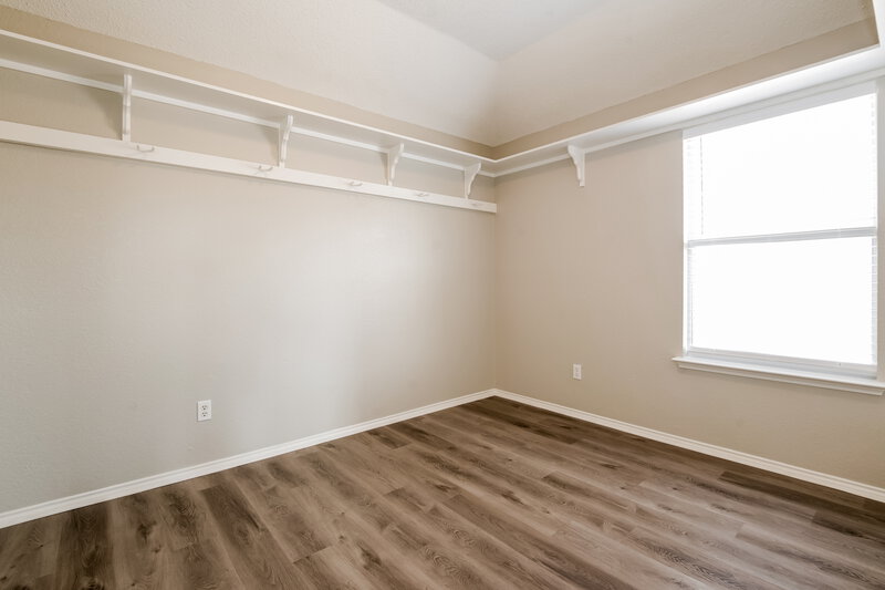 3,220/Mo, 2303 Gerber Dr Mesquite, TX 75181 Walk In Closet View