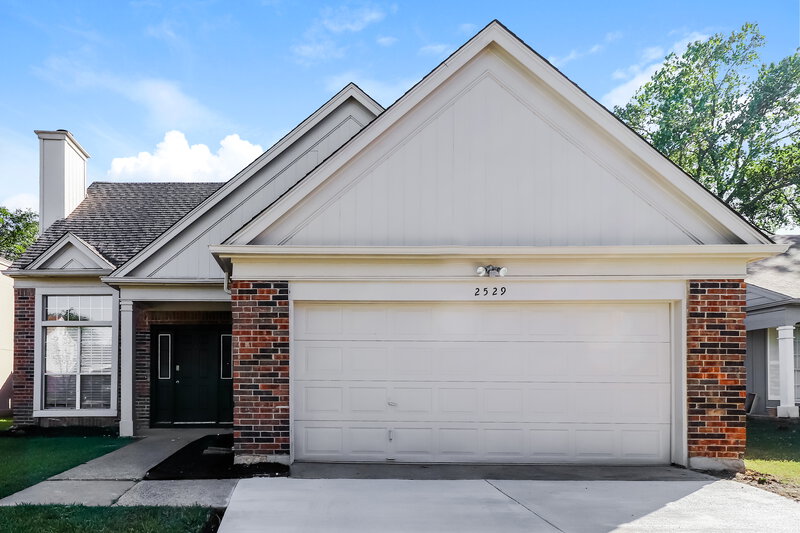 1,910/Mo, 2529 Creekwood Ln Fort Worth, TX 76123 External View