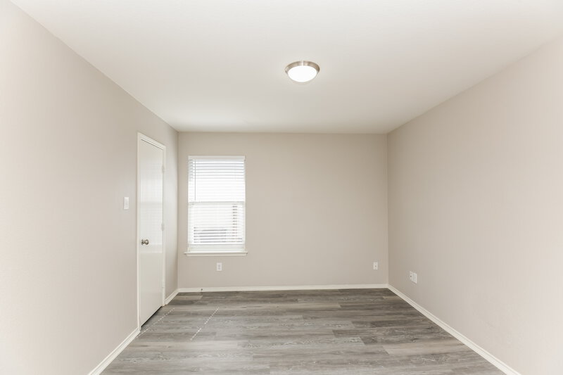 2,305/Mo, 324 Memory Dr Fort Worth, TX 76108 Bedroom View 3