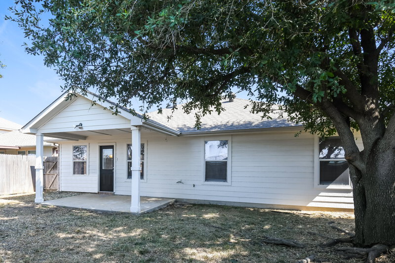 2,305/Mo, 324 Memory Dr Fort Worth, TX 76108 Rear View