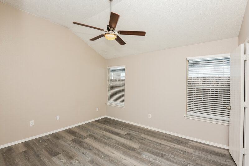 1,715/Mo, 10509 Shadywood Dr Fort Worth, TX 76140 Main Bedroom View